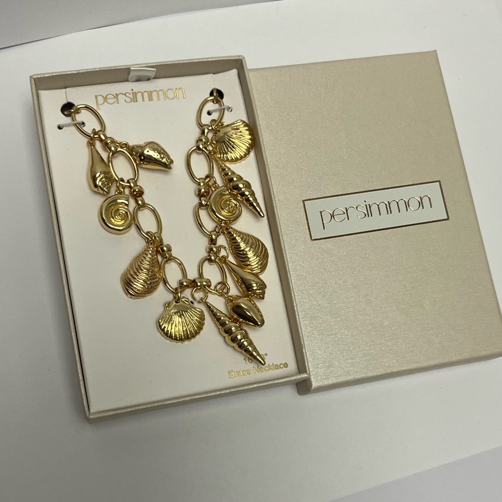 NWT ⚜️👑⚜️ Persimmon Viral Gold Shell Ocean Nautical Charm 16" Necklace - Picture 3 of 17